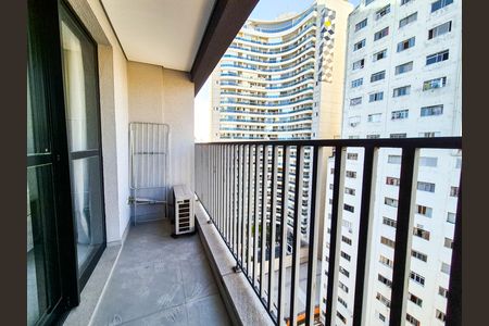 Varanda de kitnet/studio para alugar com 1 quarto, 30m² em Santa Ifigênia, São Paulo