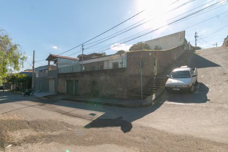 Casa para alugar com 3 quartos, 360m² em Europa, Belo Horizonte