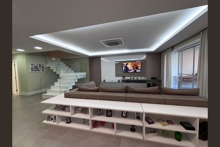 Casa de condomínio à venda com 360m², 4 quartos e 2 vagasSala