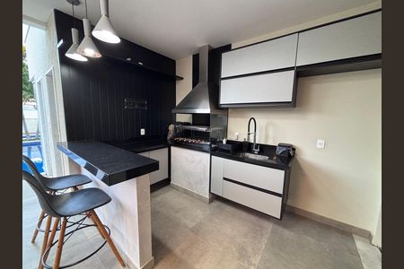 Casa de condomínio à venda com 360m², 4 quartos e 2 vagasÁrea externa