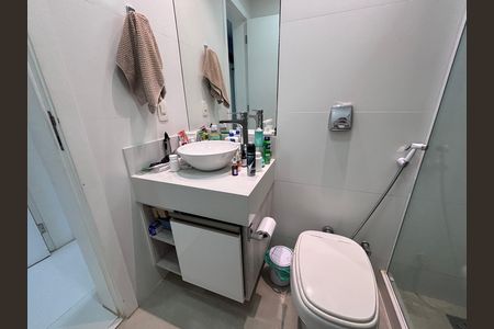 Casa de condomínio à venda com 360m², 4 quartos e 2 vagasBanheiro da Suíte 2