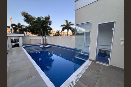 Casa de condomínio à venda com 360m², 4 quartos e 2 vagasÁrea externa