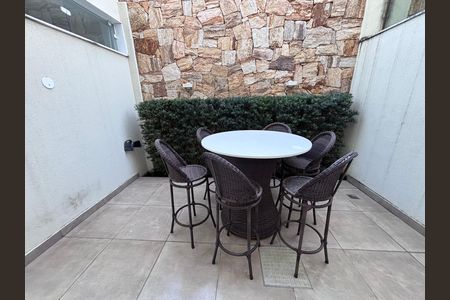 Casa de condomínio à venda com 360m², 4 quartos e 2 vagasÁrea externa