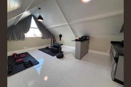 Casa de condomínio à venda com 360m², 4 quartos e 2 vagasSótão 