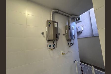 Casa de condomínio à venda com 360m², 4 quartos e 2 vagasÁrea de Serviço