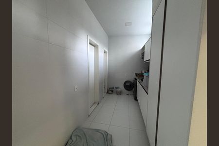 Casa de condomínio à venda com 360m², 4 quartos e 2 vagasÁrea de Serviço