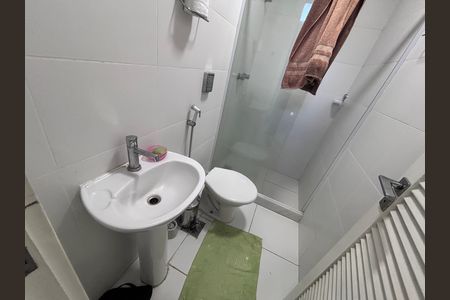 Casa de condomínio à venda com 360m², 4 quartos e 2 vagasBanheiro de serviço