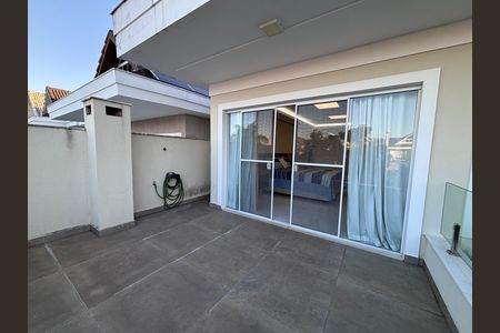 Varanda de casa de condomínio à venda com 4 quartos, 360m² em Barra da Tijuca, Rio de Janeiro