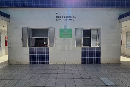 Fachada de kitnet/studio para alugar com 1 quarto, 30m² em Canto do Forte, Praia Grande