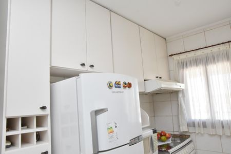 Casa à venda com 321m², 3 quartos e 4 vagas Casa à venda com 321m², 3 quartos e 4 vagasCozinha