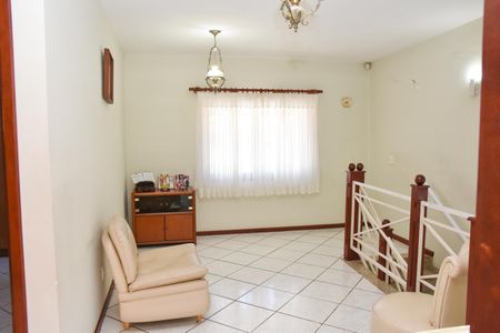Casa à venda com 321m², 3 quartos e 4 vagas