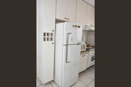 Casa à venda com 321m², 3 quartos e 4 vagas Casa à venda com 321m², 3 quartos e 4 vagasCozinha