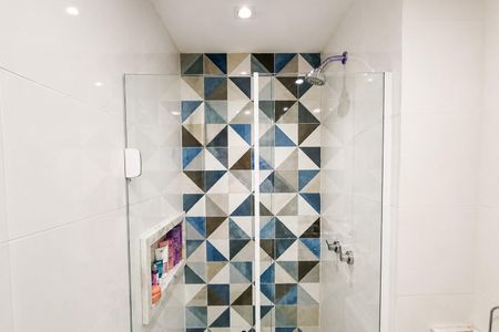 Apartamento para alugar com 51m², 2 quartos e 1 vaga Apartamento para alugar com 51m², 2 quartos e 1 vagaBanheiro