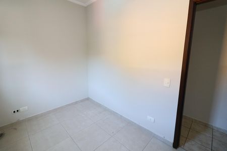 Casa para alugar com 114m², 3 quartos e 4 vagasQuarto 2
