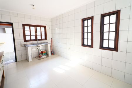Cozinha de casa para alugar com 3 quartos, 114m² em Santo Antônio, Osasco