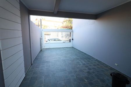 Casa para alugar com 114m², 3 quartos e 4 vagasGaragem