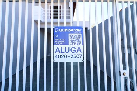 Casa para alugar com 114m², 3 quartos e 4 vagasFachada