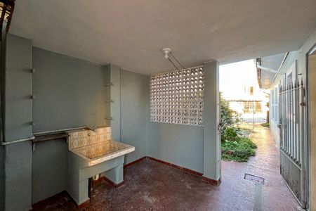 Área de Serviço de casa para alugar com 2 quartos, 70m² em Vila Brasilina, São Paulo