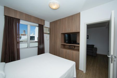 QUARTO de apartamento para alugar com 1 quarto, 38m² em Barro Preto, Belo Horizonte