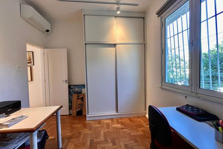 Apartamento para alugar com 120m², 3 quartos e 2 vagas Apartamento para alugar com 120m², 3 quartos e 2 vagasQuarto 3