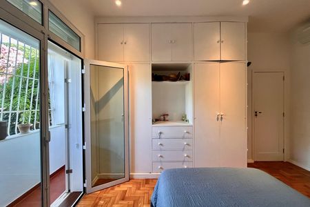 Apartamento para alugar com 120m², 3 quartos e 2 vagas Apartamento para alugar com 120m², 3 quartos e 2 vagasSuite