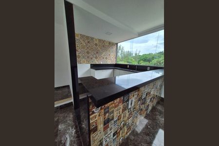 Casa de condomínio para alugar com 300m², 5 quartos e 4 vagas