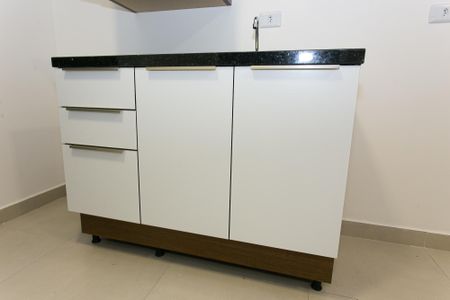 Studio para alugar com 20m², 1 quarto e sem vaga Studio para alugar com 20m², 1 quarto e sem vagaCozinha - Armários