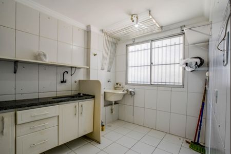Apartamento para alugar com 50m², 2 quartos e 1 vaga Apartamento para alugar com 50m², 2 quartos e 1 vagaCozinha e Área de Serviço