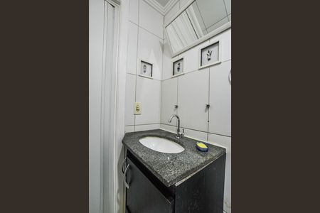 Apartamento para alugar com 50m², 2 quartos e 1 vaga Apartamento para alugar com 50m², 2 quartos e 1 vagaBanheiro