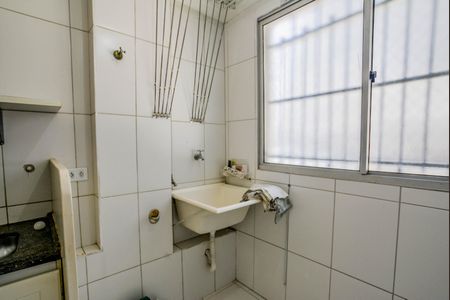 Apartamento para alugar com 50m², 2 quartos e 1 vaga Apartamento para alugar com 50m², 2 quartos e 1 vagaCozinha e Área de Serviço