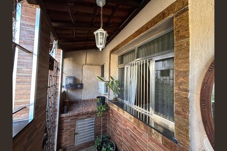 Casa para alugar com 100m², 3 quartos e sem vagaVaranda