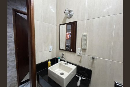 Casa para alugar com 100m², 3 quartos e sem vagaBanheiro