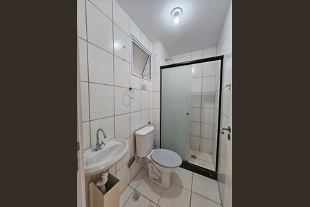 Banheiro de apartamento para alugar com 2 quartos, 54m² em Prata, Nova Iguaçu