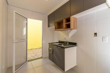 Casa de condomínio para alugar com 46m², 2 quartos e 1 vaga Casa de condomínio para alugar com 46m², 2 quartos e 1 vagaCozinha