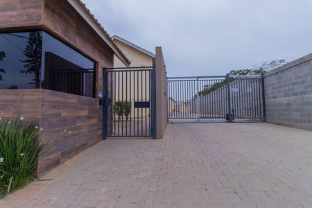 Casa de condomínio para alugar com 46m², 2 quartos e 1 vaga Casa de condomínio para alugar com 46m², 2 quartos e 1 vagaFachada e portaria