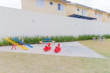 Casa de condomínio para alugar com 46m², 2 quartos e 1 vaga Casa de condomínio para alugar com 46m², 2 quartos e 1 vagaÁrea comum - Playground