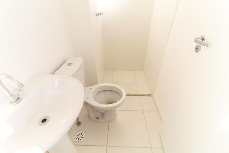 Apartamento à venda com 83m², 3 quartos e 2 vagasBanheiro da Suíte
