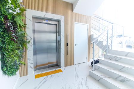 Apartamento à venda com 83m², 3 quartos e 2 vagasEntrada