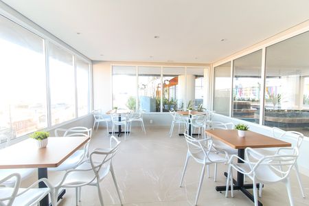 Apartamento à venda com 83m², 3 quartos e 2 vagasÁrea comum - Salão de festas