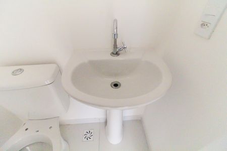 Apartamento à venda com 83m², 3 quartos e 2 vagasBanheiro
