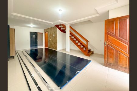 Casa para alugar com 80m², 2 quartos e 1 vagaSala de TV