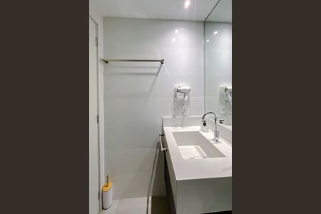 Apartamento para alugar com 30m², 1 quarto e sem vagaBanheiro da Suíte
