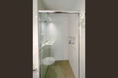 Apartamento para alugar com 30m², 1 quarto e sem vagaBanheiro da Suíte