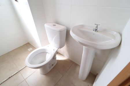 Apartamento para alugar com 55m², 2 quartos e 1 vagaBanheiro Social