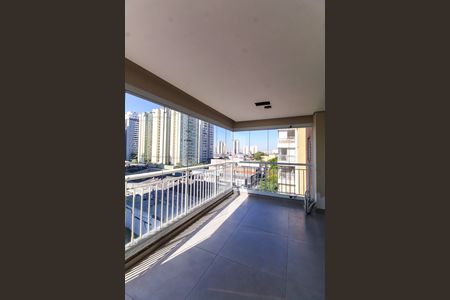 Apartamento à venda com 110m², 2 quartos e 2 vagas Apartamento à venda com 110m², 2 quartos e 2 vagasVaranda