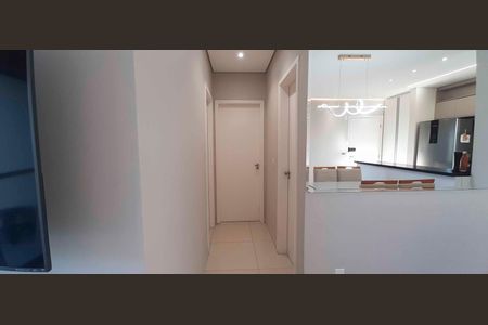 Apartamento à venda com 75m², 3 quartos e 1 vaga Apartamento à venda com 75m², 3 quartos e 1 vagaCorredor
