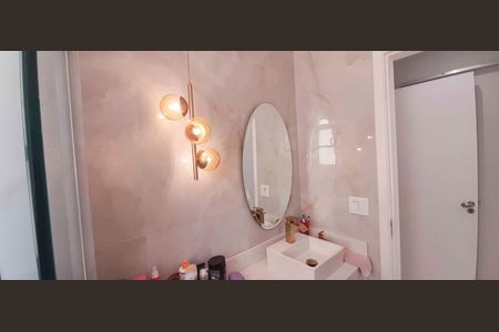 Apartamento à venda com 75m², 3 quartos e 1 vaga Apartamento à venda com 75m², 3 quartos e 1 vagaBanheiro da Suíte