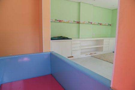 Apartamento à venda com 75m², 3 quartos e 1 vaga Apartamento à venda com 75m², 3 quartos e 1 vagaÁrea comum