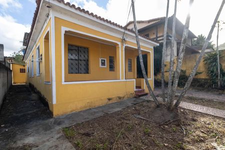 Área externa de casa à venda com 2 quartos, 139m² em Campo Grande, Rio de Janeiro