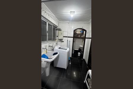 Área de Serviço de apartamento para alugar com 2 quartos, 78m² em Santo Antônio, São Caetano do Sul